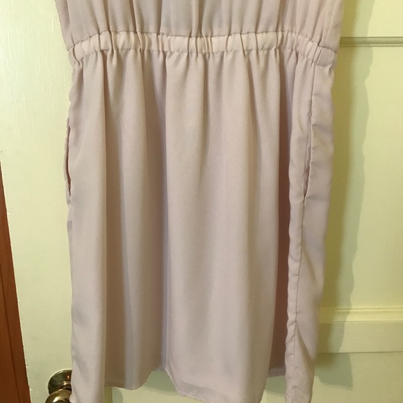 Dress - Picture 8 of 8